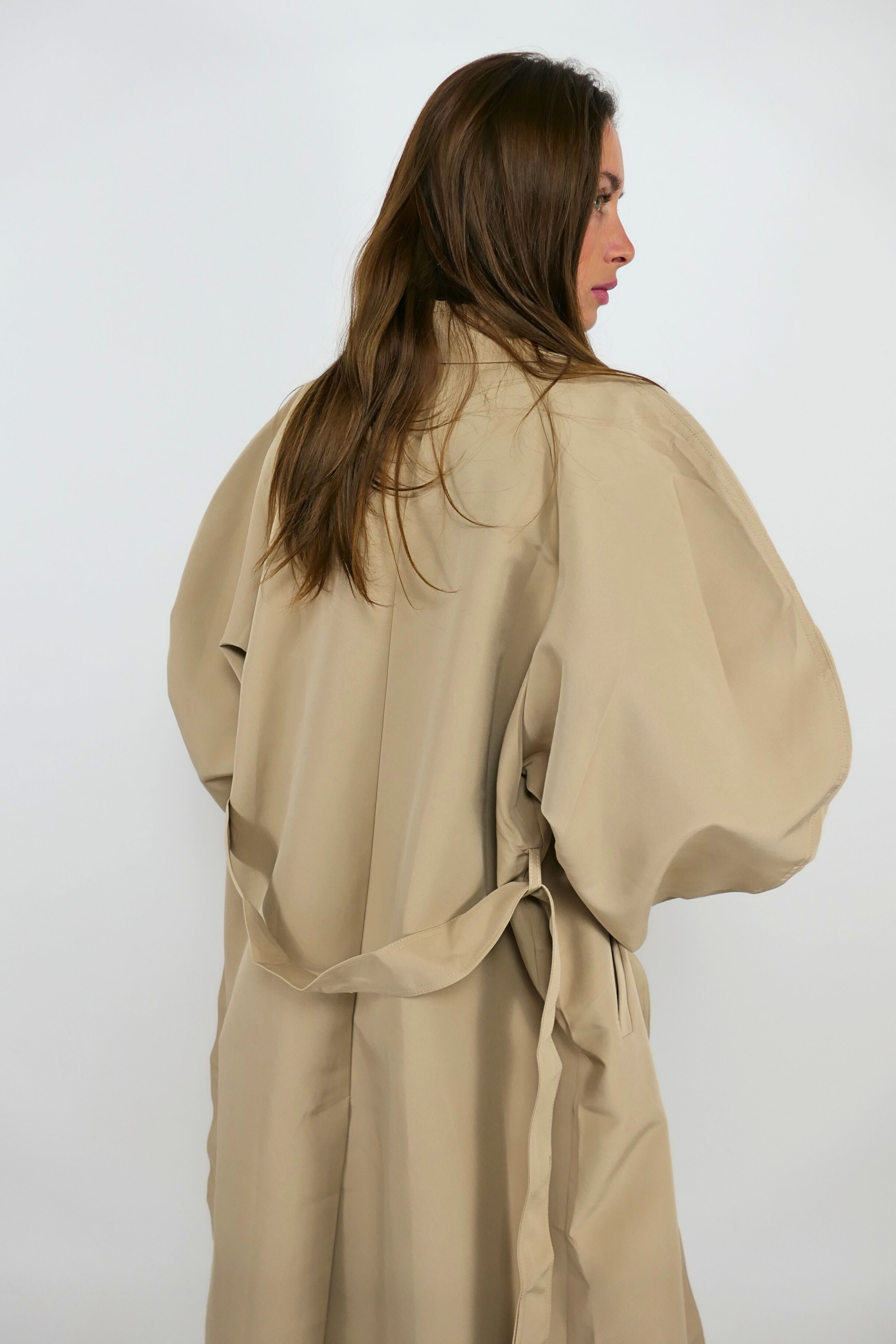 Trench con manica bombata