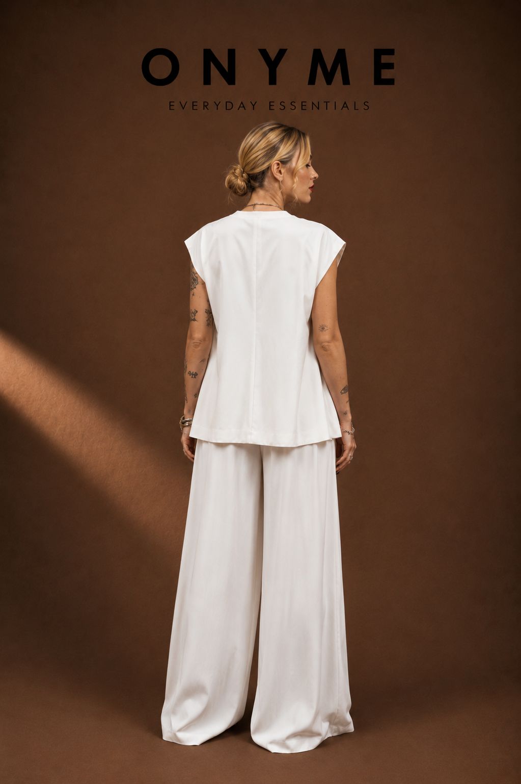 Completo bianco Lumina