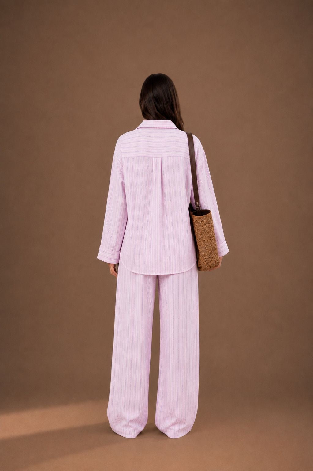 Completo a righe rosa