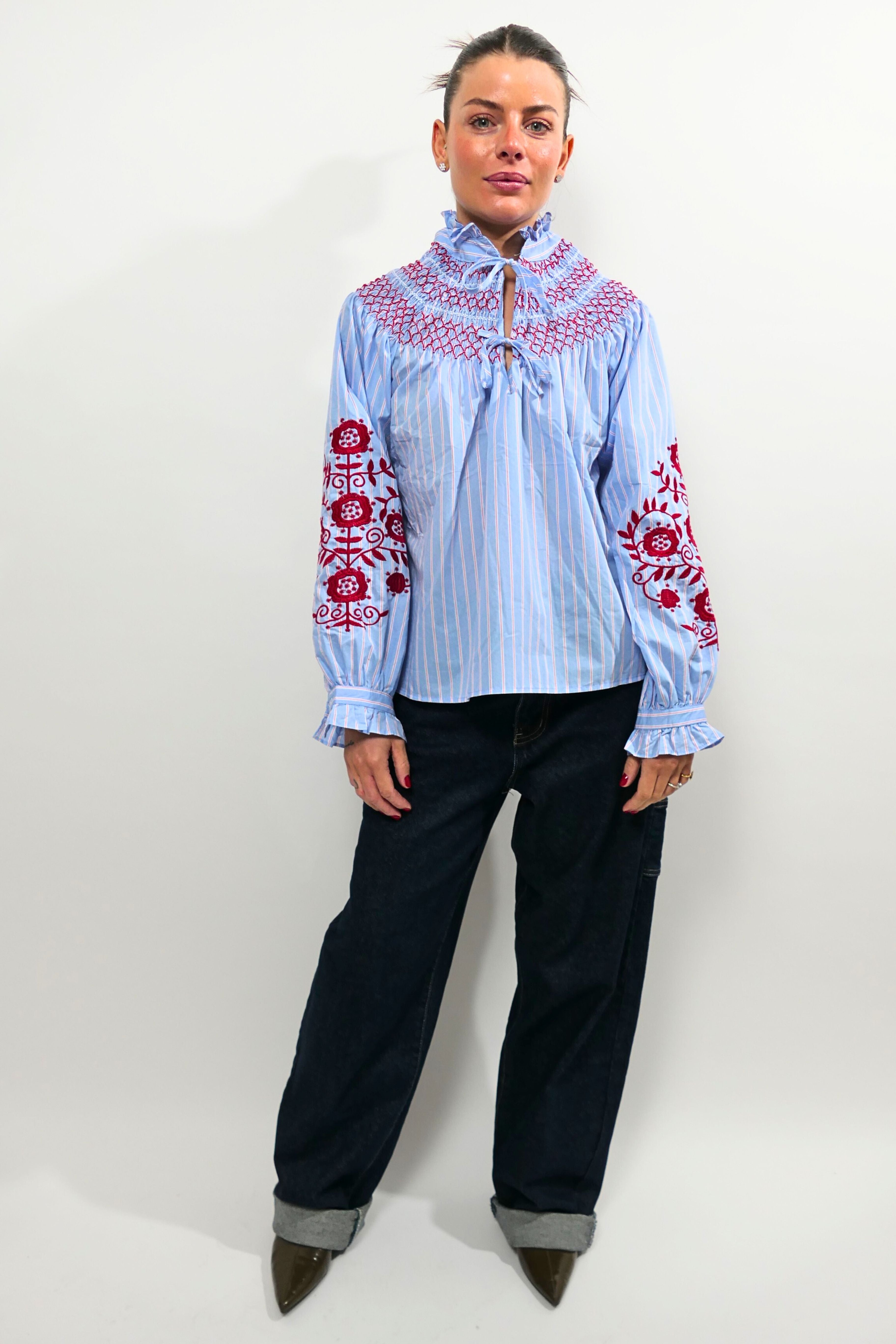 Camicia azzurra con ricamo Altamira Milano