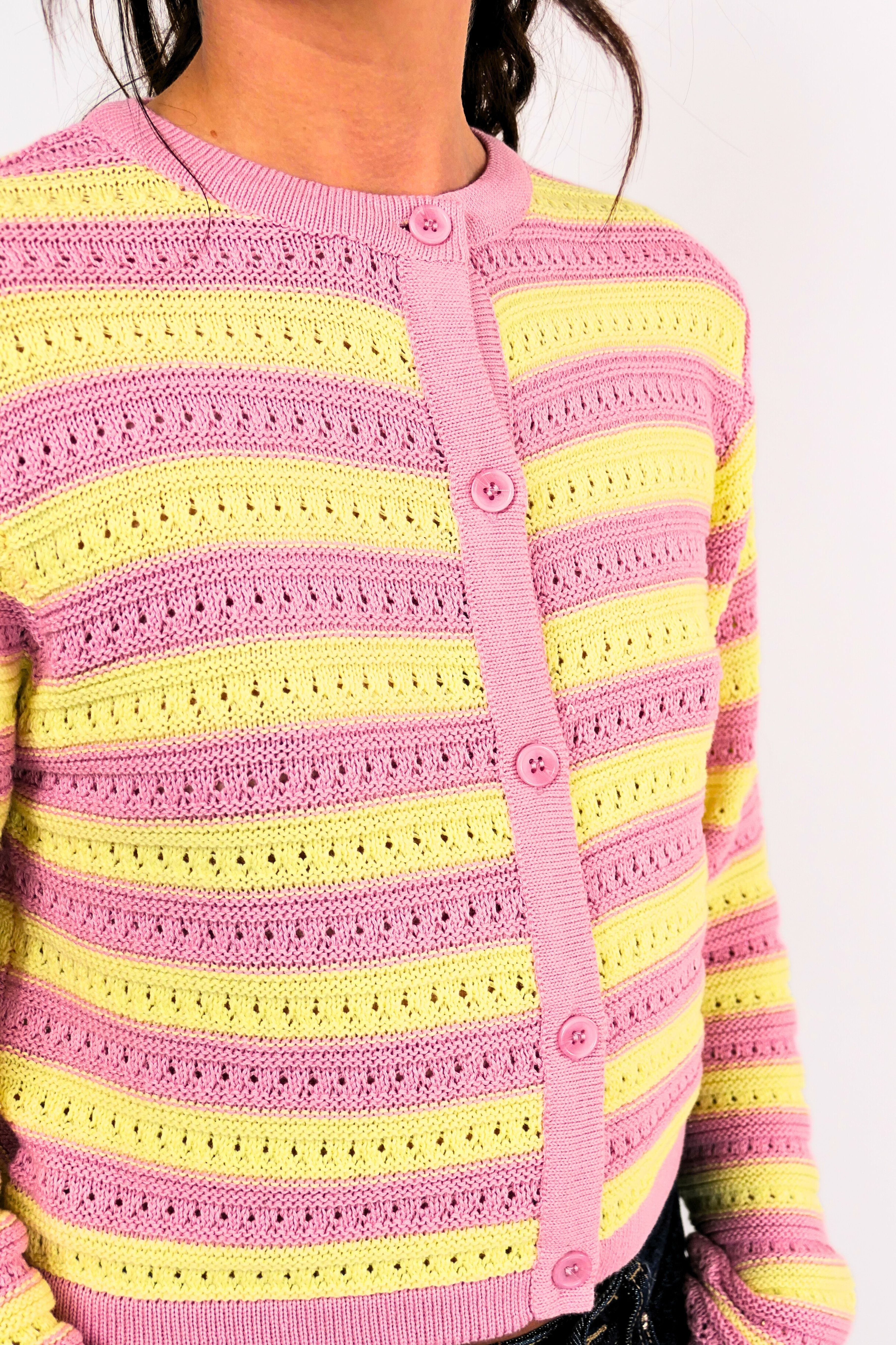 Cardigan a righe rosa e giallo