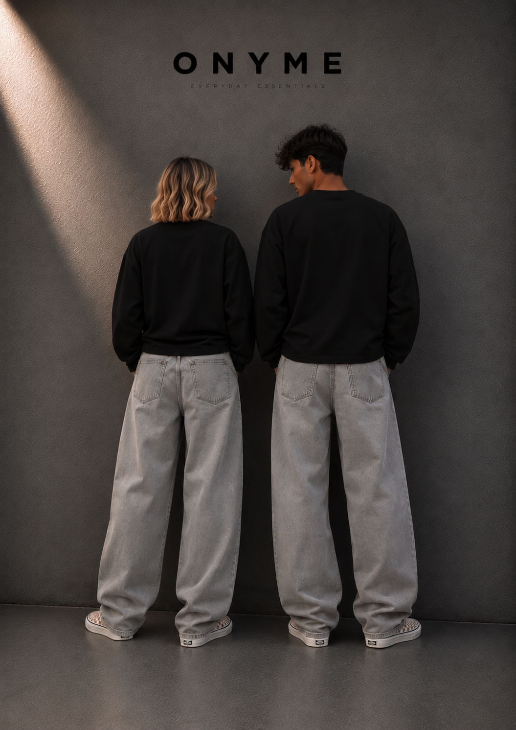 Essential black Onyme