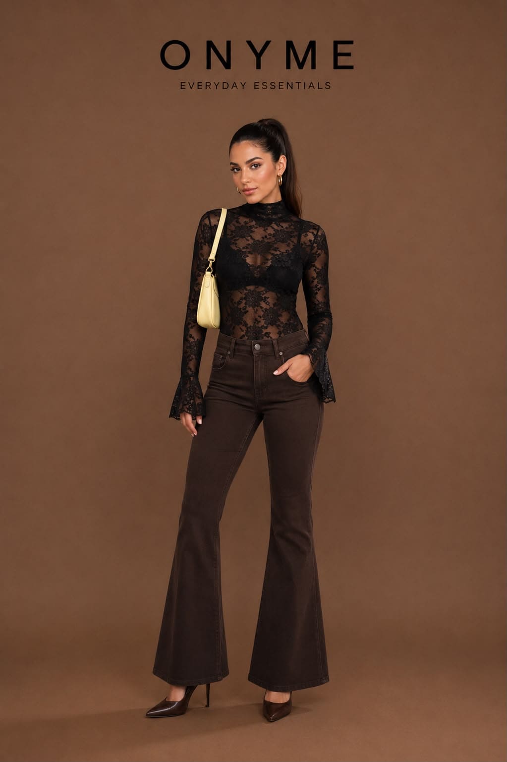 Maglia pizzo con manica a sbuffo