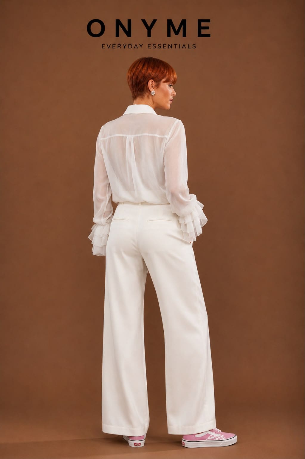 Camicia bianca manica a sbuffo