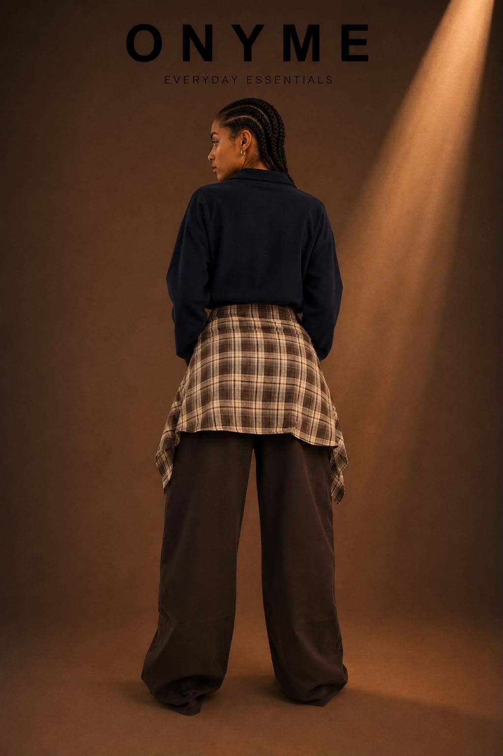 Jeans marrone con camicia
